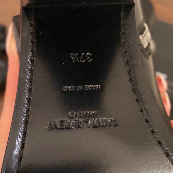 Saint Laurent Wyatt boots with chain - Picture 9 of 11